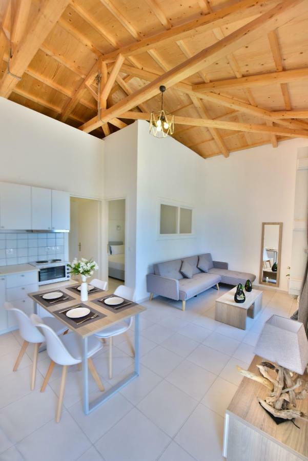 דירות הידרה Douskos Beach House מראה חיצוני תמונה
